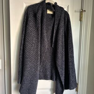 Abercrombie & Fitch Charcoal Knit Sweater